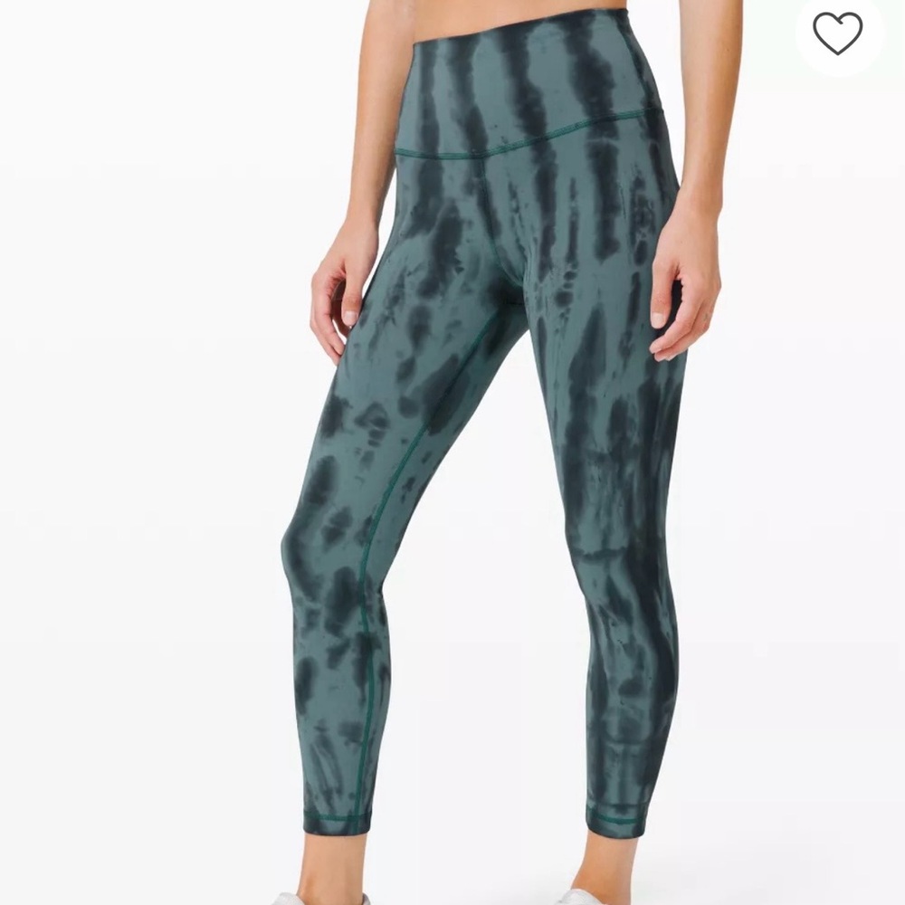 Lululemon Wunder Train Tight 25" in Teal and Dark Blue. Women’s Size 4